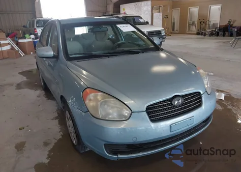 2010 Hyundai Accent Gls z USA, uszkodzony, nr VIN KMHCN4AC7AU527280